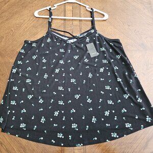 NWT Torrid Floral Strappy Cami - VERY CUTE